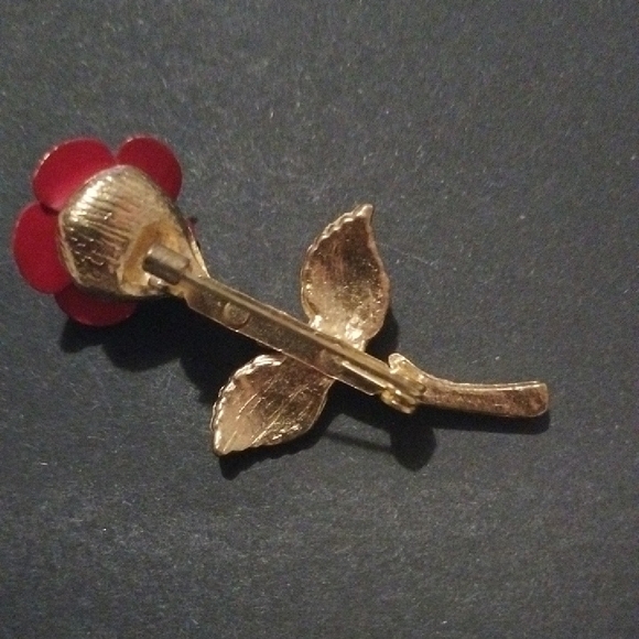 Elegant Vintage Gold and Red Rose metal Brooch NWOT - Picture 2 of 2